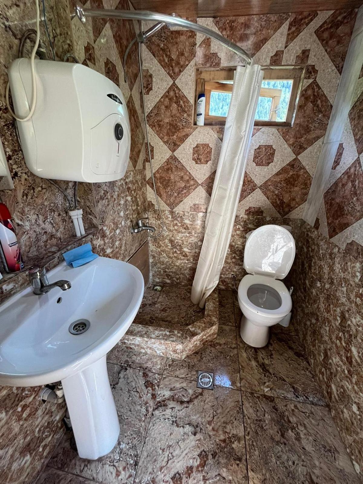 Tsknari Oda Oni Luaran gambar